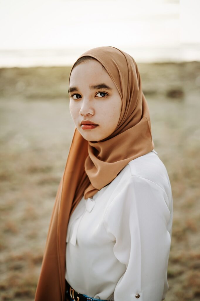 How to Look Stylish in Hijab (1)