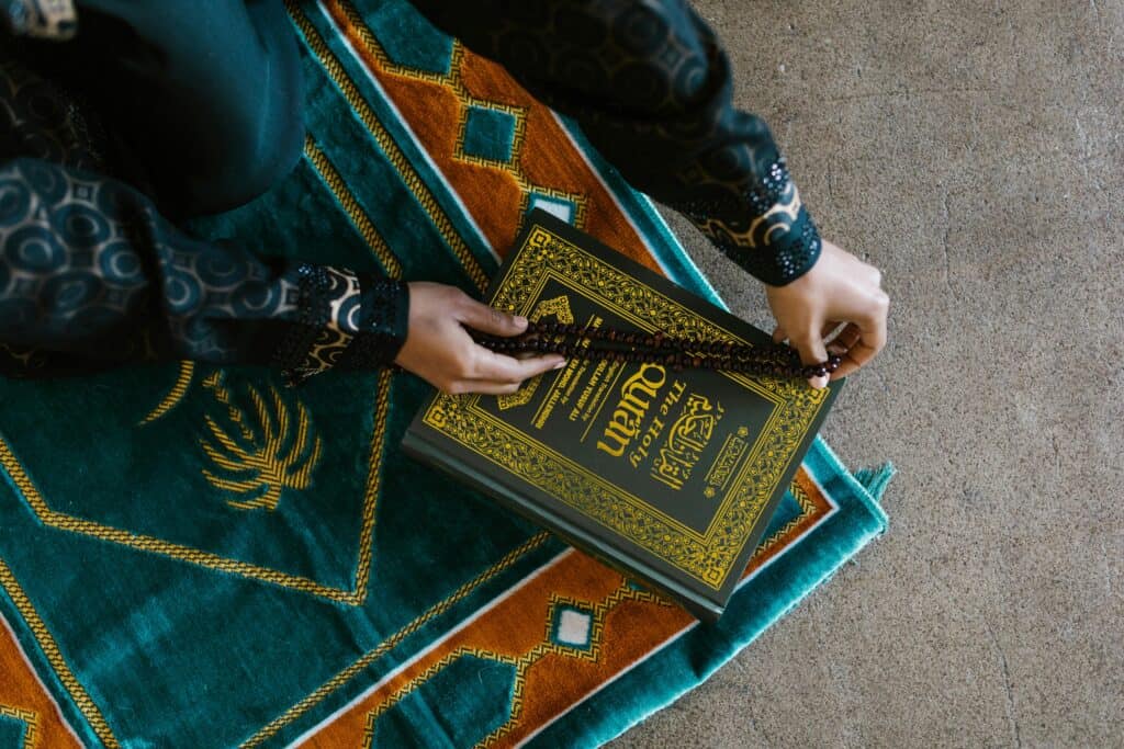 What Is the Difference Between Fard Kifayah and Fard Ayn? Clear Guidance on Personal and Communal Duties