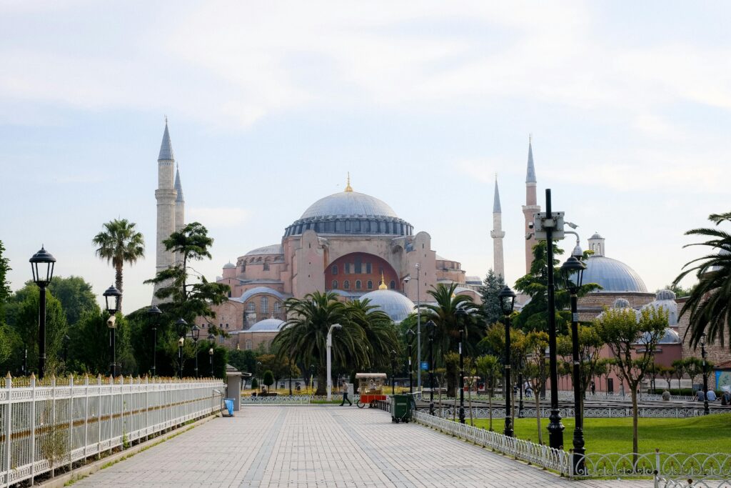 The Story of Islam: From Desert Origins to Global Influence