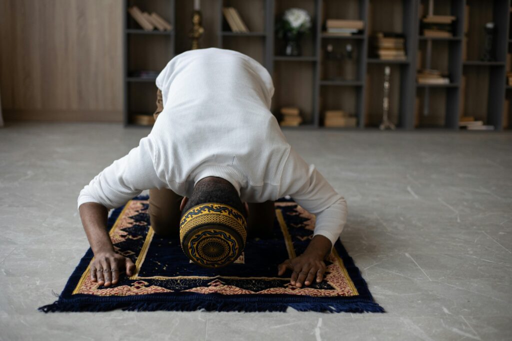 Darood TanjeenaMeaning, History, and Its Place in Islamic Spiritual Practice